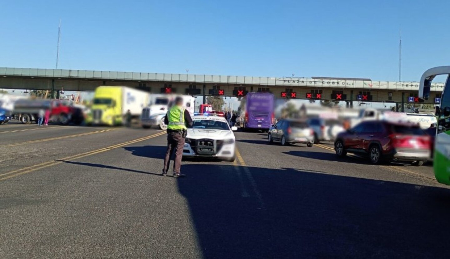 Bloqueo Autopista México-Querétaro caseta Tepoztlán hoy miércoles 29 de octubre de 2025.jpg
