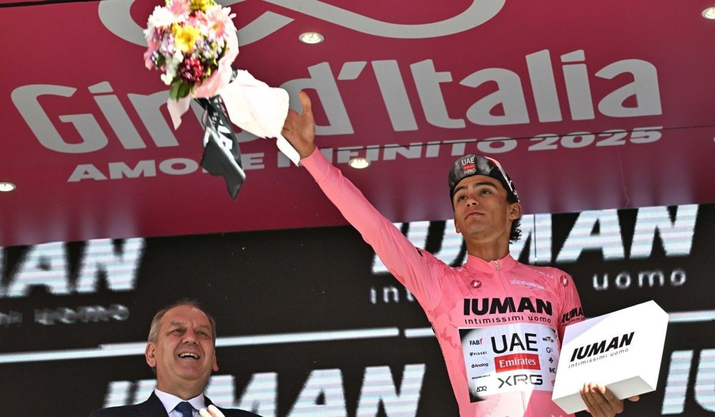 Isaac del Toro debuta en el Giro de Italia 2025 Isaac del Toro debuta en el Giro de Italia 2025