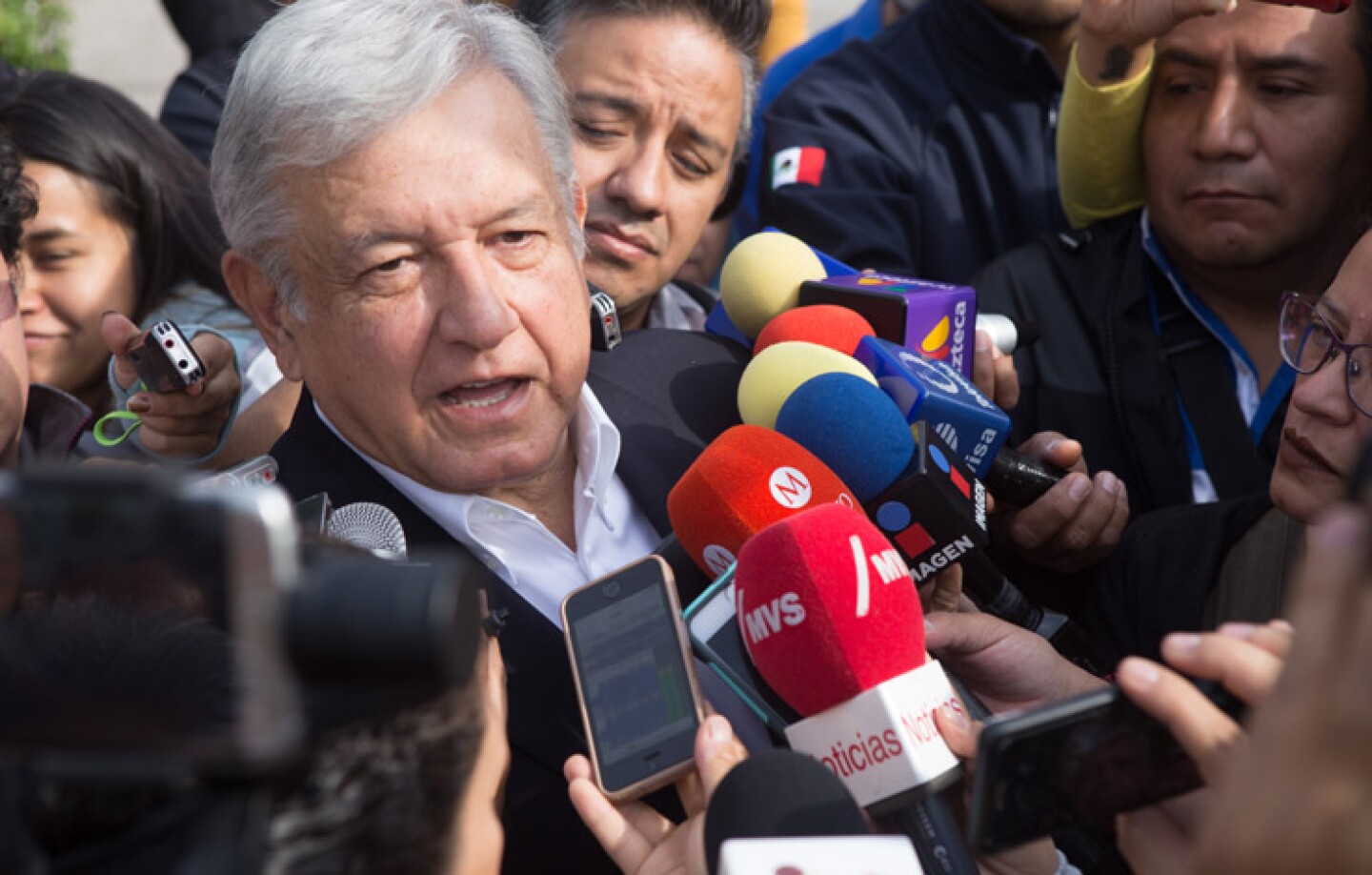 AMLO_Guardia_Honor_1_de_6