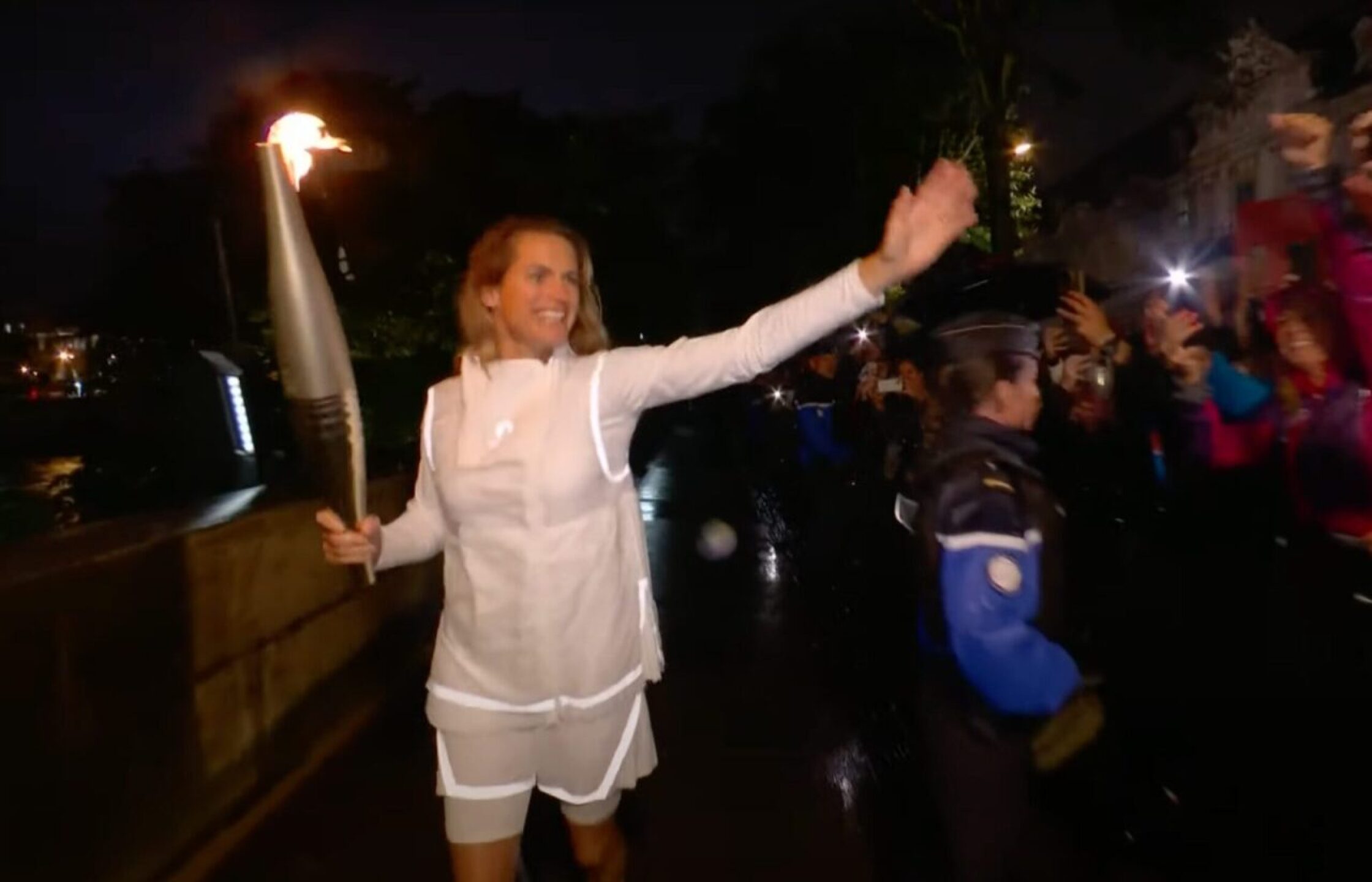 amelie-mauresmo-relevos-pebetero-olimpico-1280x823