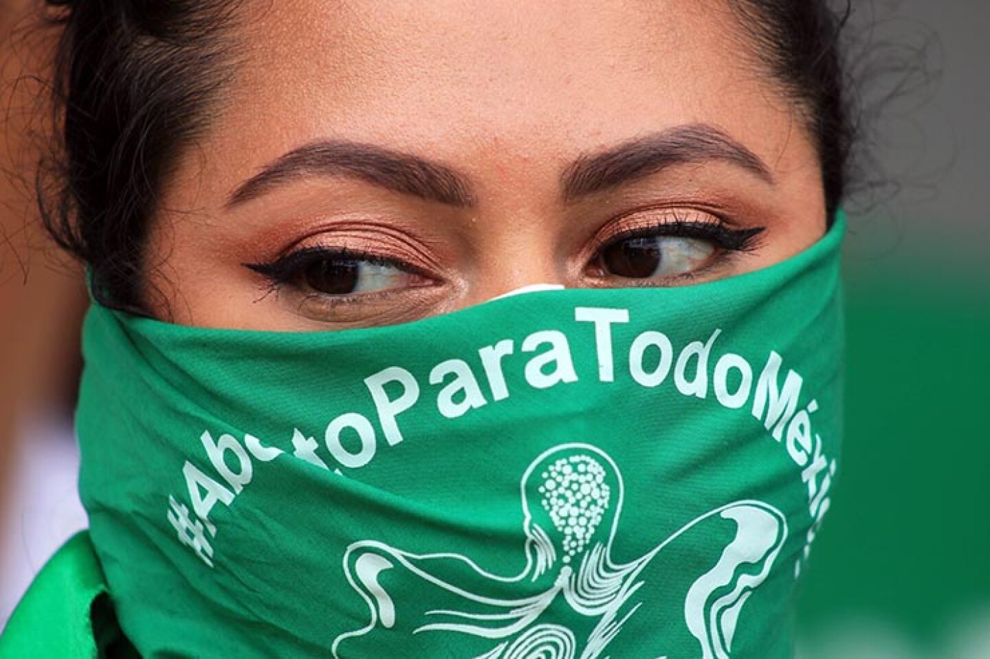 Feministas de Morelos exigen aborto legal, seguro y gratuito.