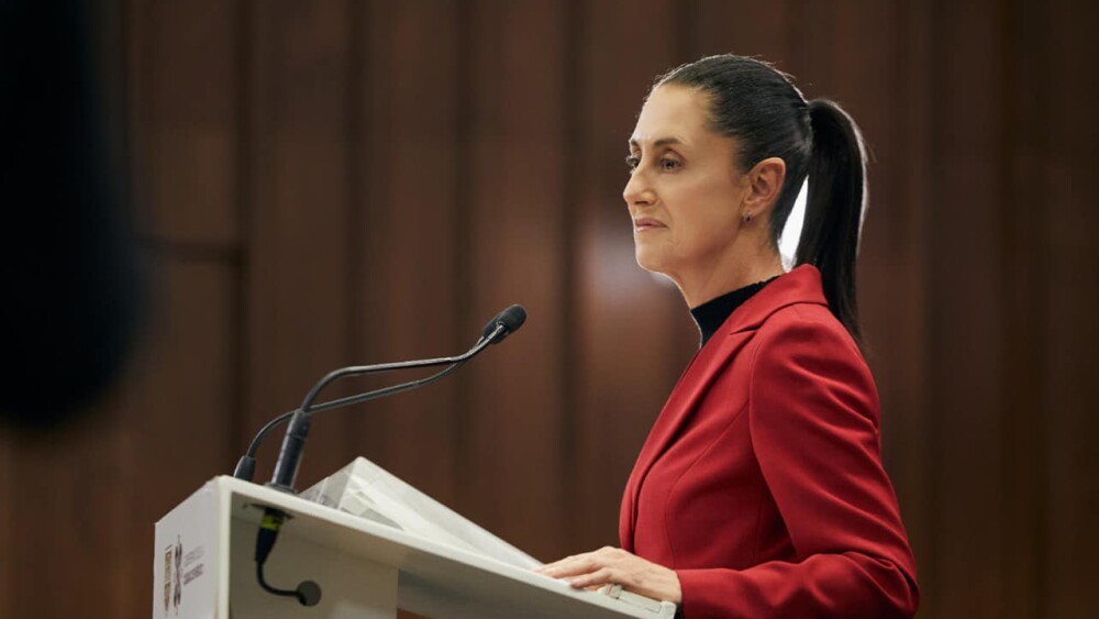 diputados-morena-espectaculares-claudia-sheinbaum