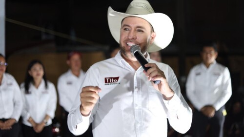 Atacan Gilberto Palomar Encarnación de Díaz