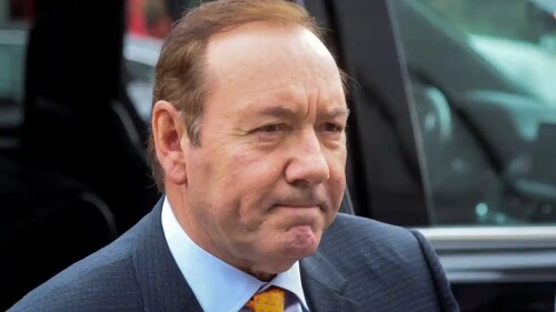 kevin_spacey_será_acusado_de_otros_siete_delitos_sexuales