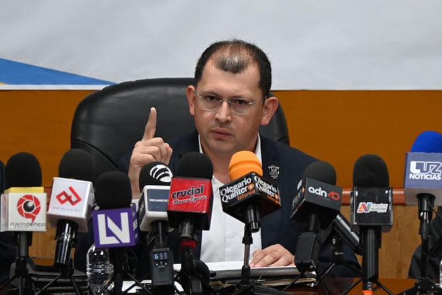 Robespier Lizárraga (1)