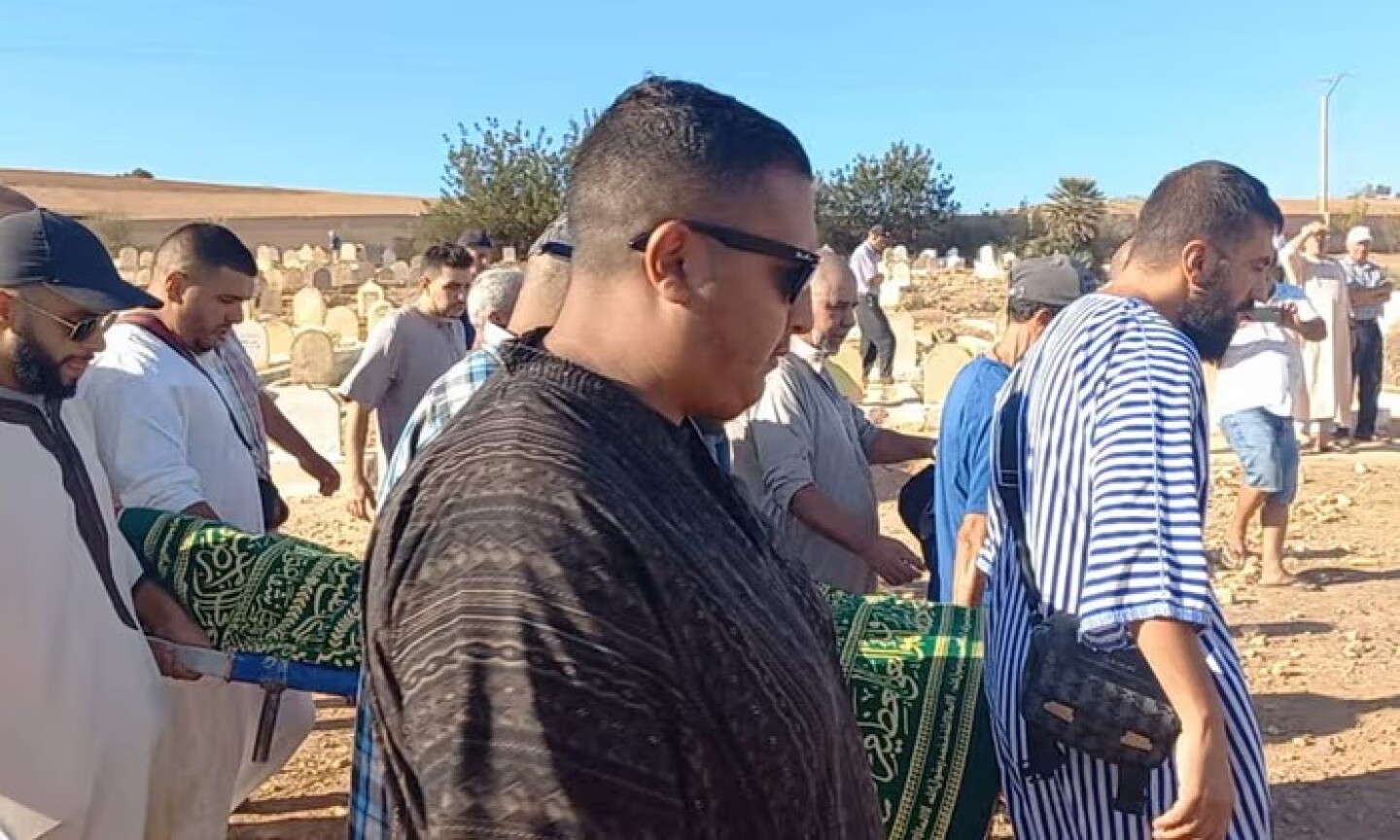 Grupo de turistas en motos acuáticas recibe disparos tras entrar en aguas argelinas