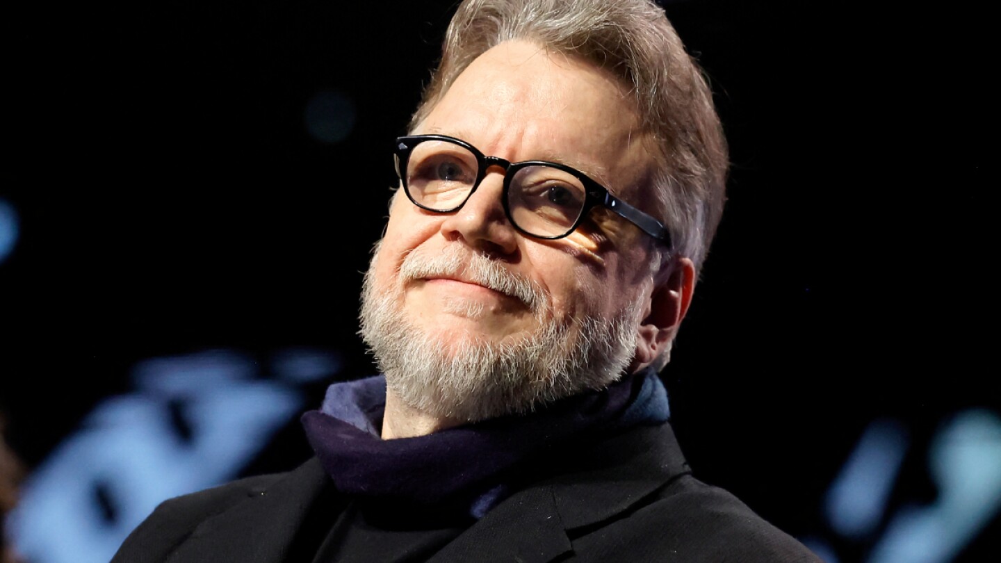 Guillermo Del Toro honra a su hermano en los Palm Springs Film Awards 8 Guillermo del Toro anuncia la muerte de su hermano en los Palm Springs Film Awards, ¿qué dijo?