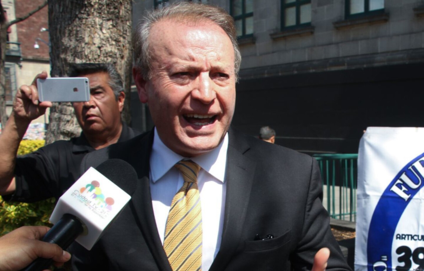 gilberto_lozano_amlo_video_ejecentral