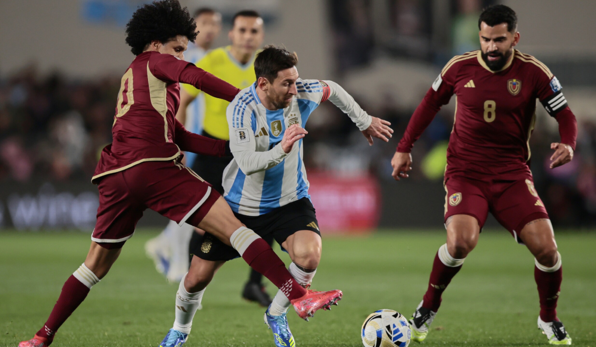 messi-argentina-venezuela-eliminatorias-mundial-2026-efe (2).jpg