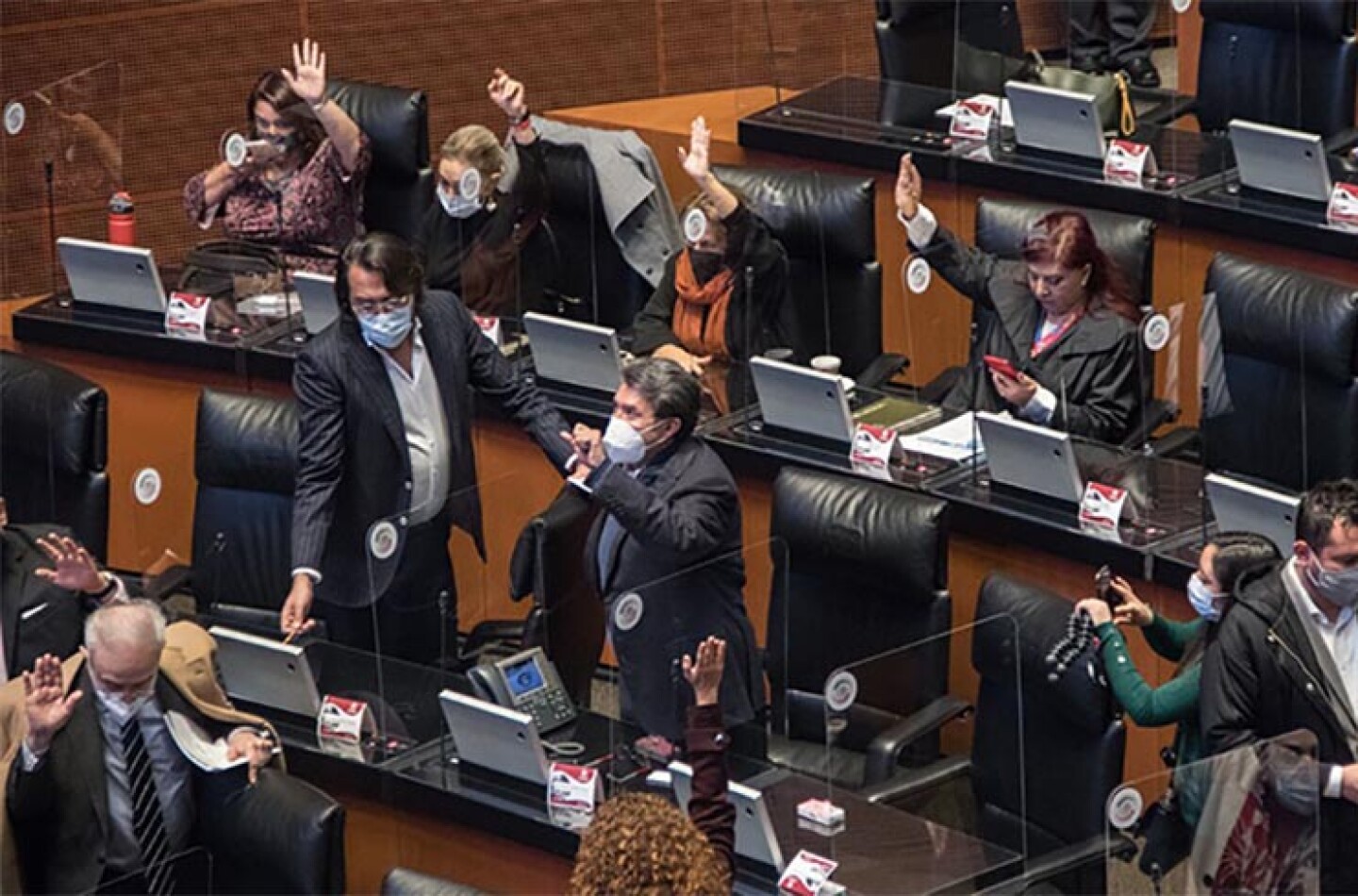 Poca asistencia de legisladores, de todos los partidos políticos a la sesión ordinaria de este miercóles.