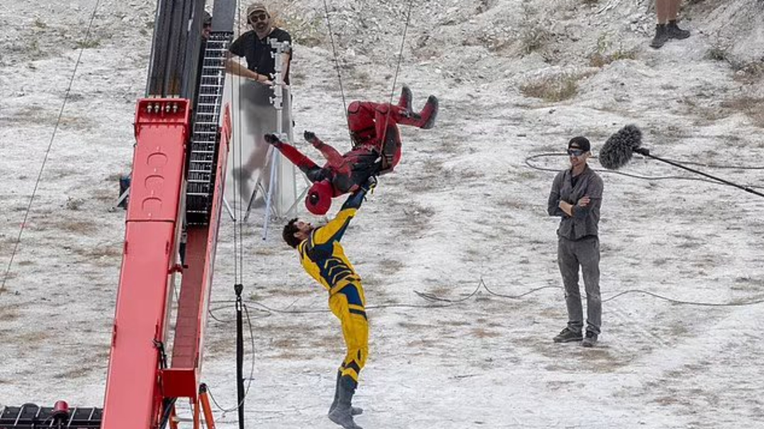 video-pelea-wolverine-deadpool