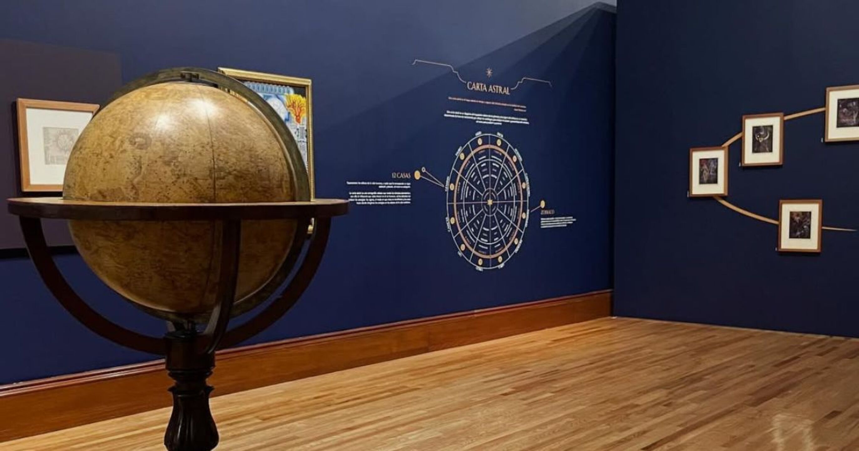 Bajo el signo de saturno MUNAL