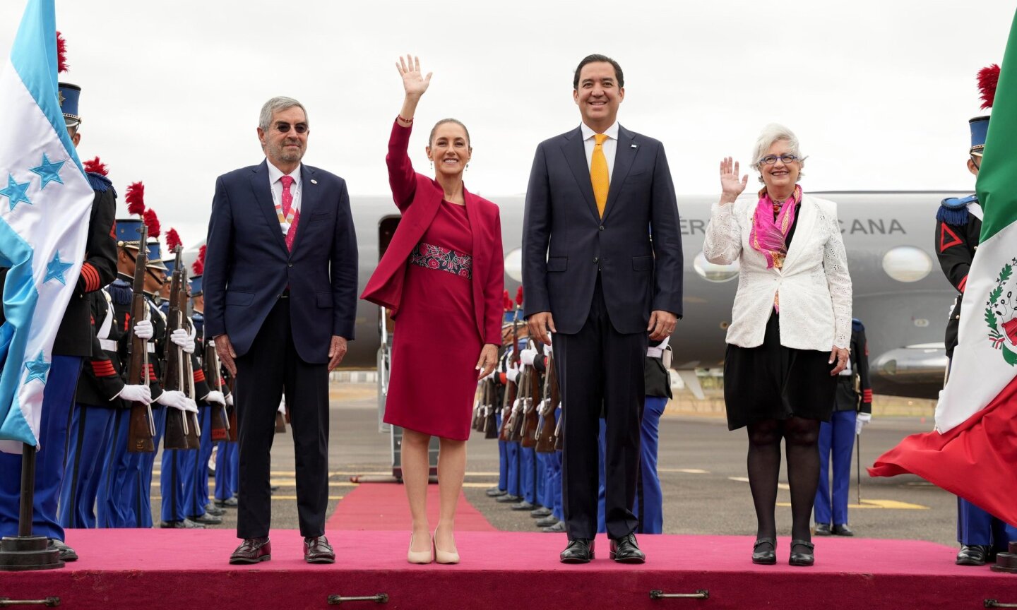 claudia-sheinbaum-honduras-celac.jpg