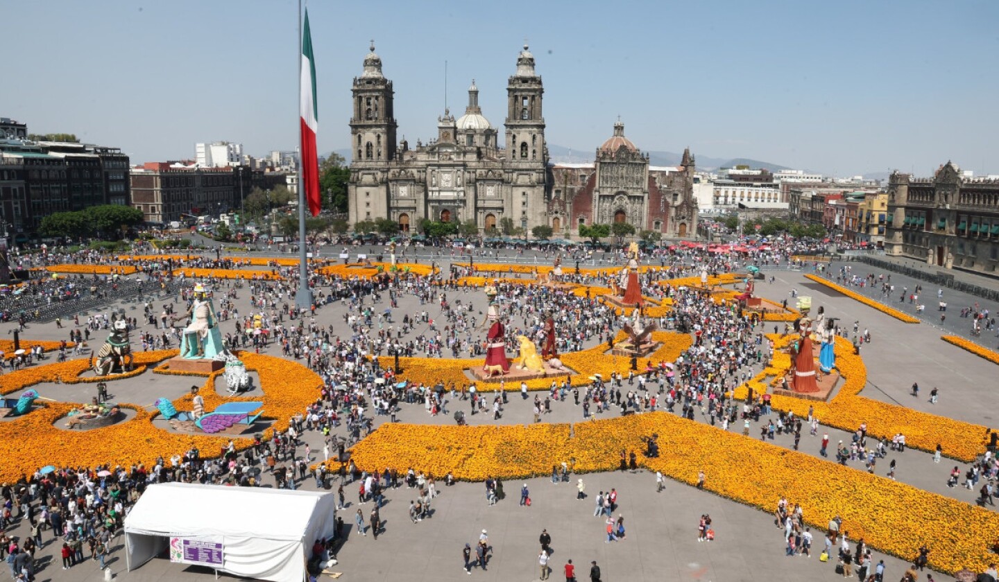megaofrenda cdmx.jpg