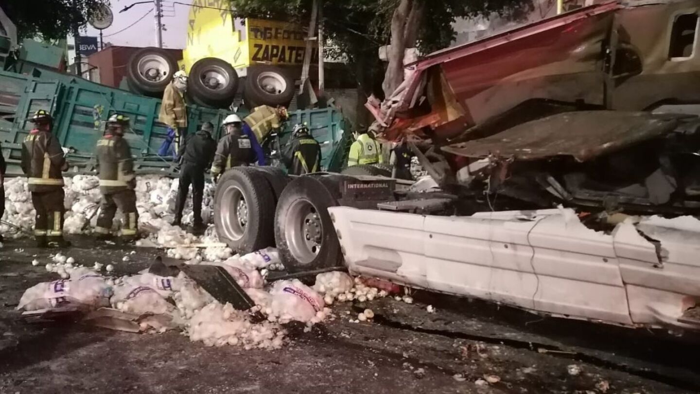caída de tráiler con cebollas