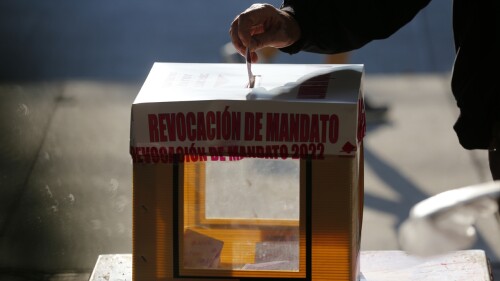 Comienza la votación para la consulta de revocación de López Obrador