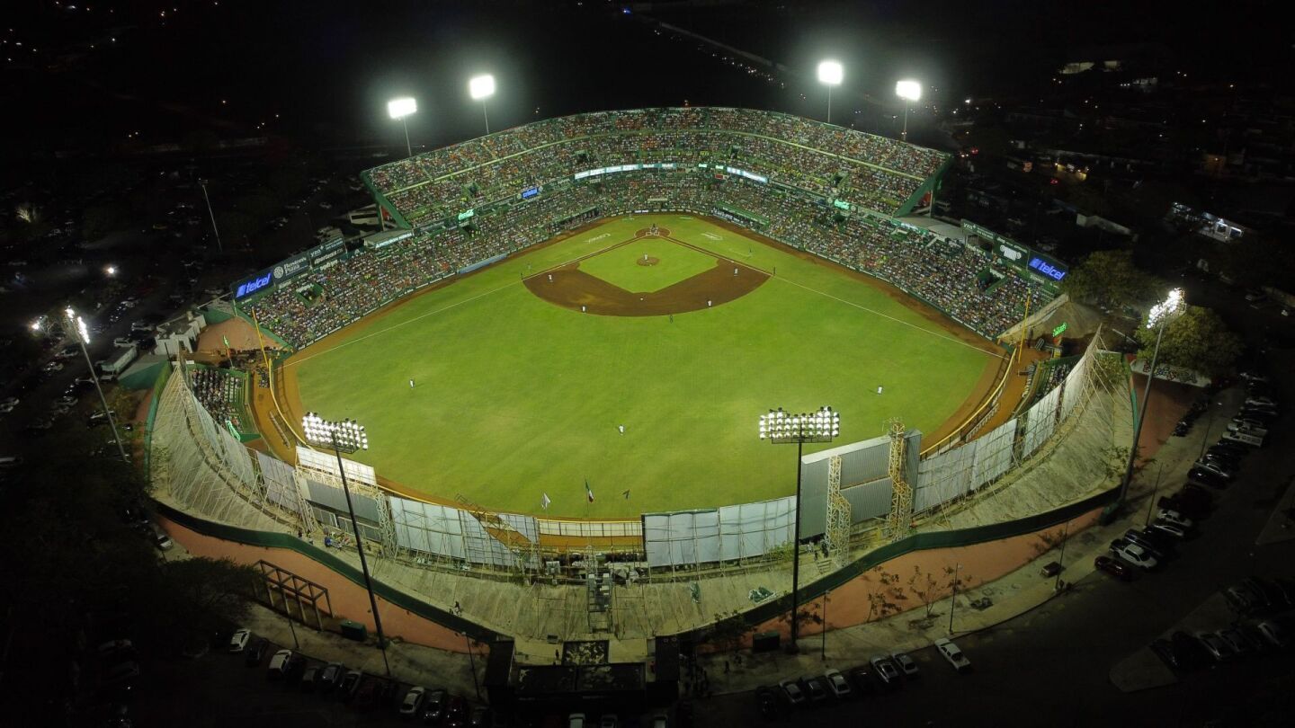 Estadio Kukulcán Inauguración Temporada 2022 Leones Yucatán-2.jpg