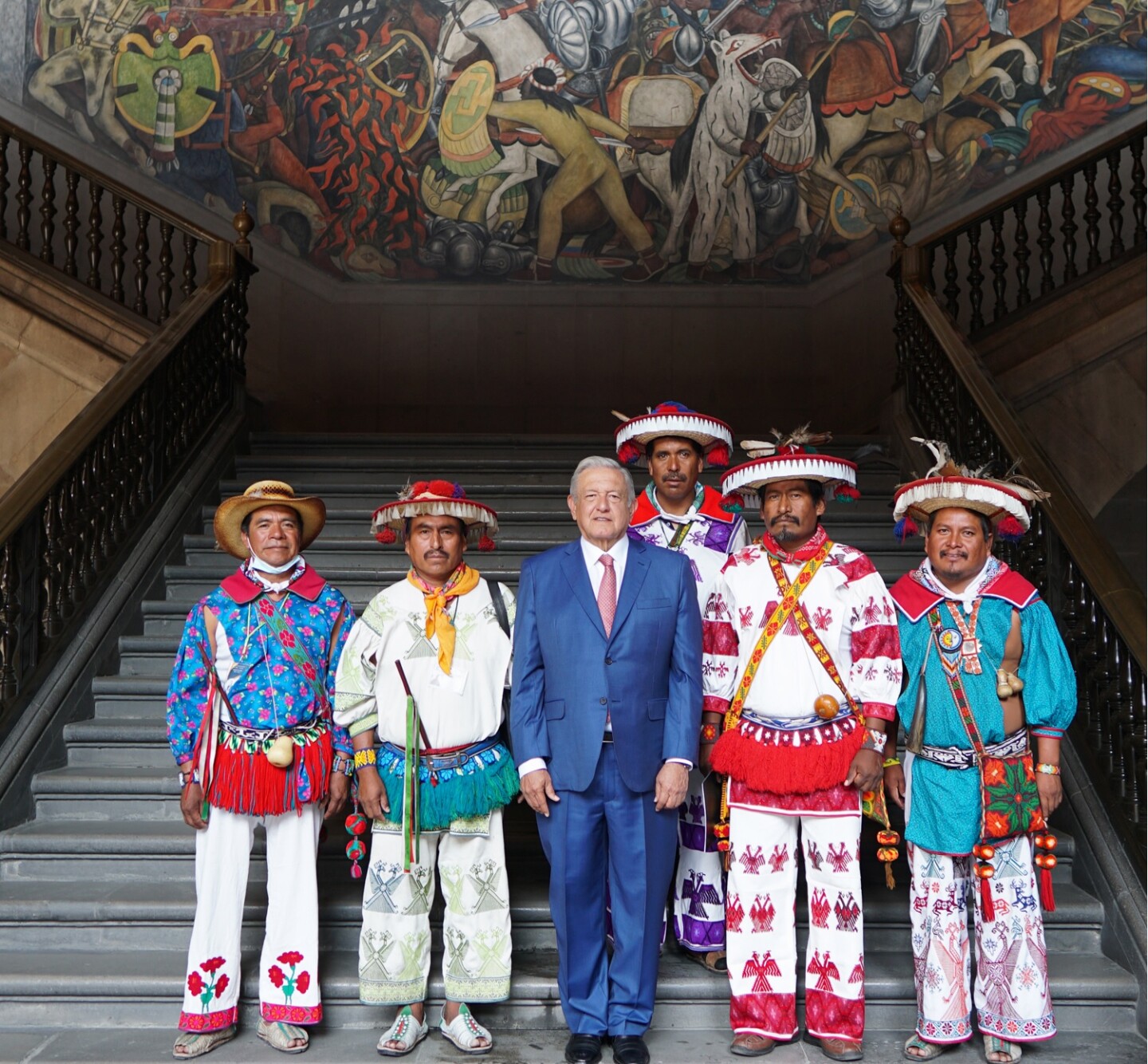 wixárika AMLO