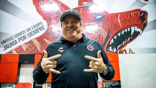 miguel-herrera-entrenador-costa-rica-ig (1)