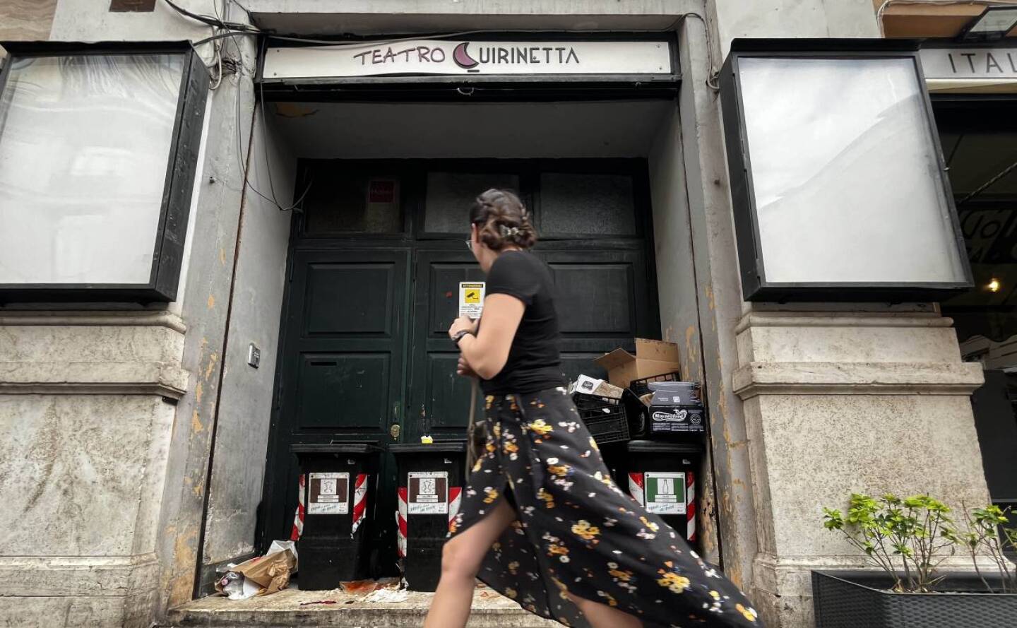 teatros abandonados italia