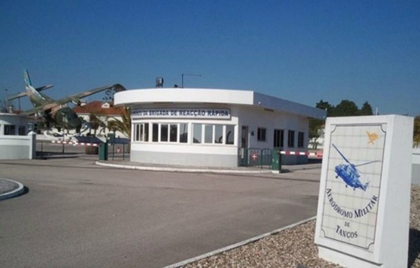 Robo explosivos Portugal cortada