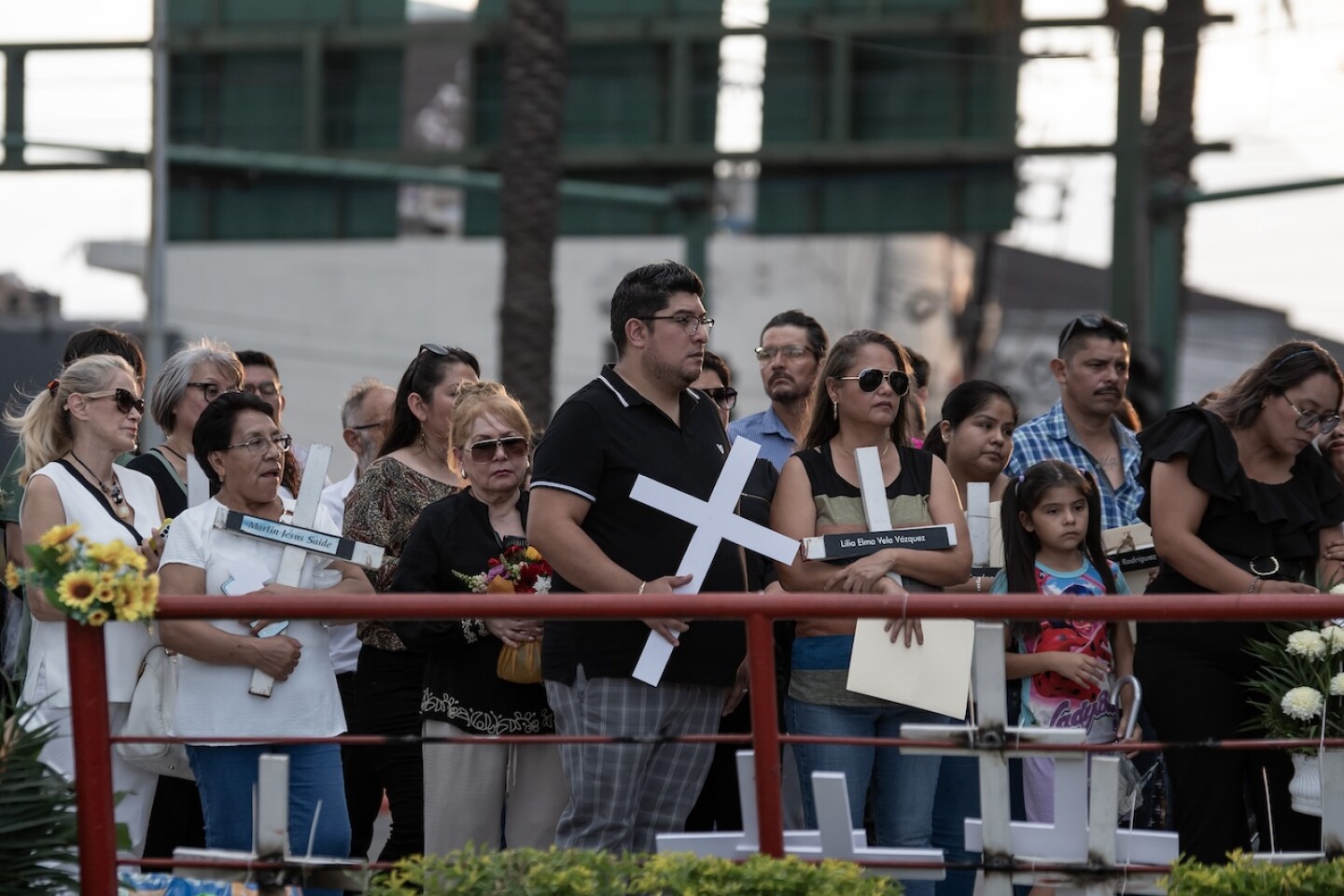 Memorial por victimado de ataque a casa de apuestas es inaugurado en el norte de MÈxico