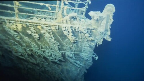 los-restos-del-titanic-yacen-a-una-profundidad-aproximada-de-3-mil-800-metros-en-el-atlantico-norte