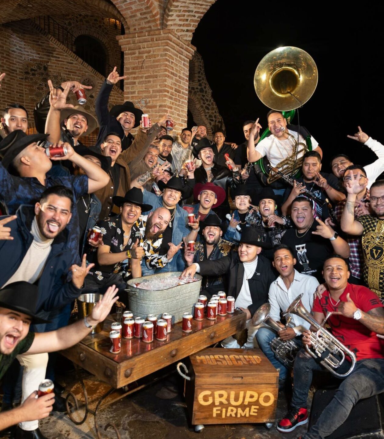 grupo-firme-foro-sol-2023-3-1120x1280