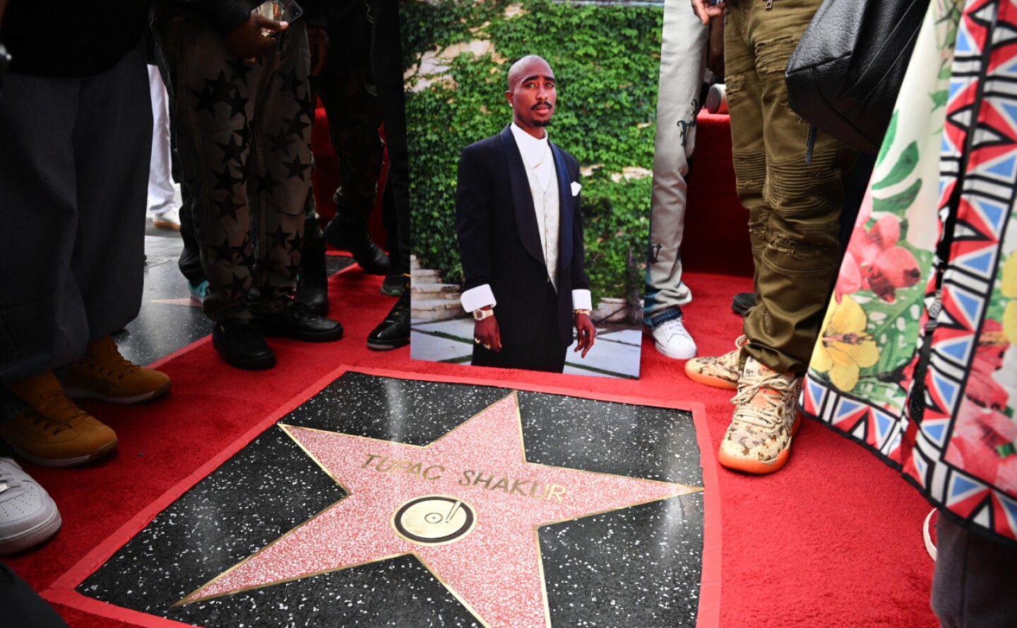 Tupac-Shakur-afp