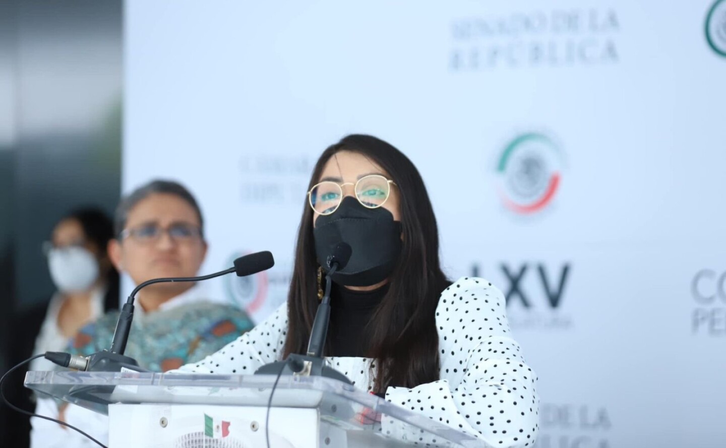 saxofonista Elena Ríos-tw