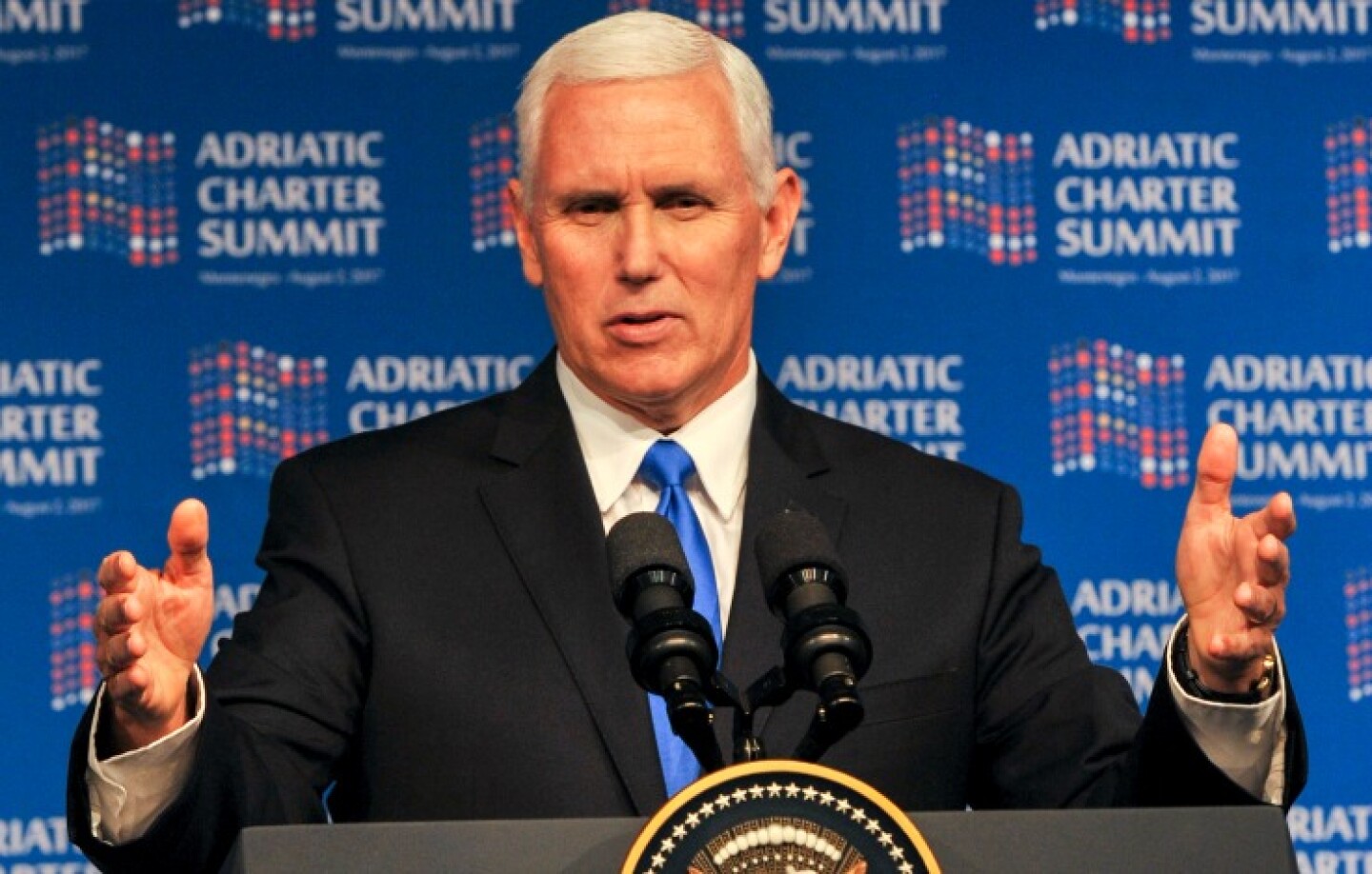 Mike Pence niega candidatura