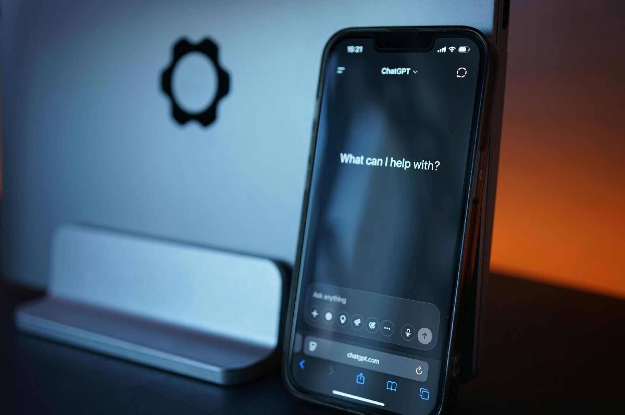 openai-anuncia-controles-parentales-en-chatgpt-tras-suicidio-de-adolescente-que-acciones-implementeran