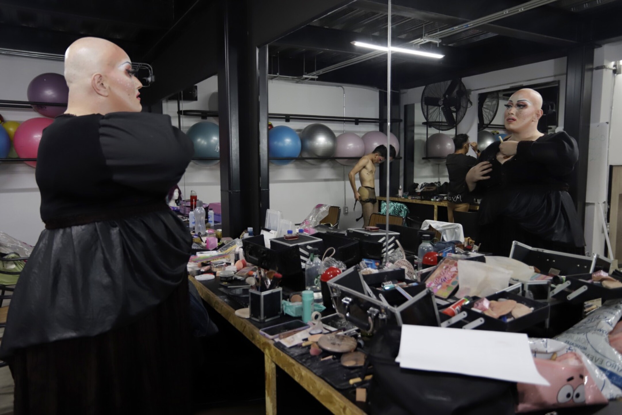 las-drag-queens-llegan-a-las-aulas-universitarias-en-puebla-3