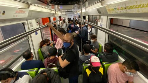 Rescatan a ‘michi’ en vías de la Línea 3 del Metro