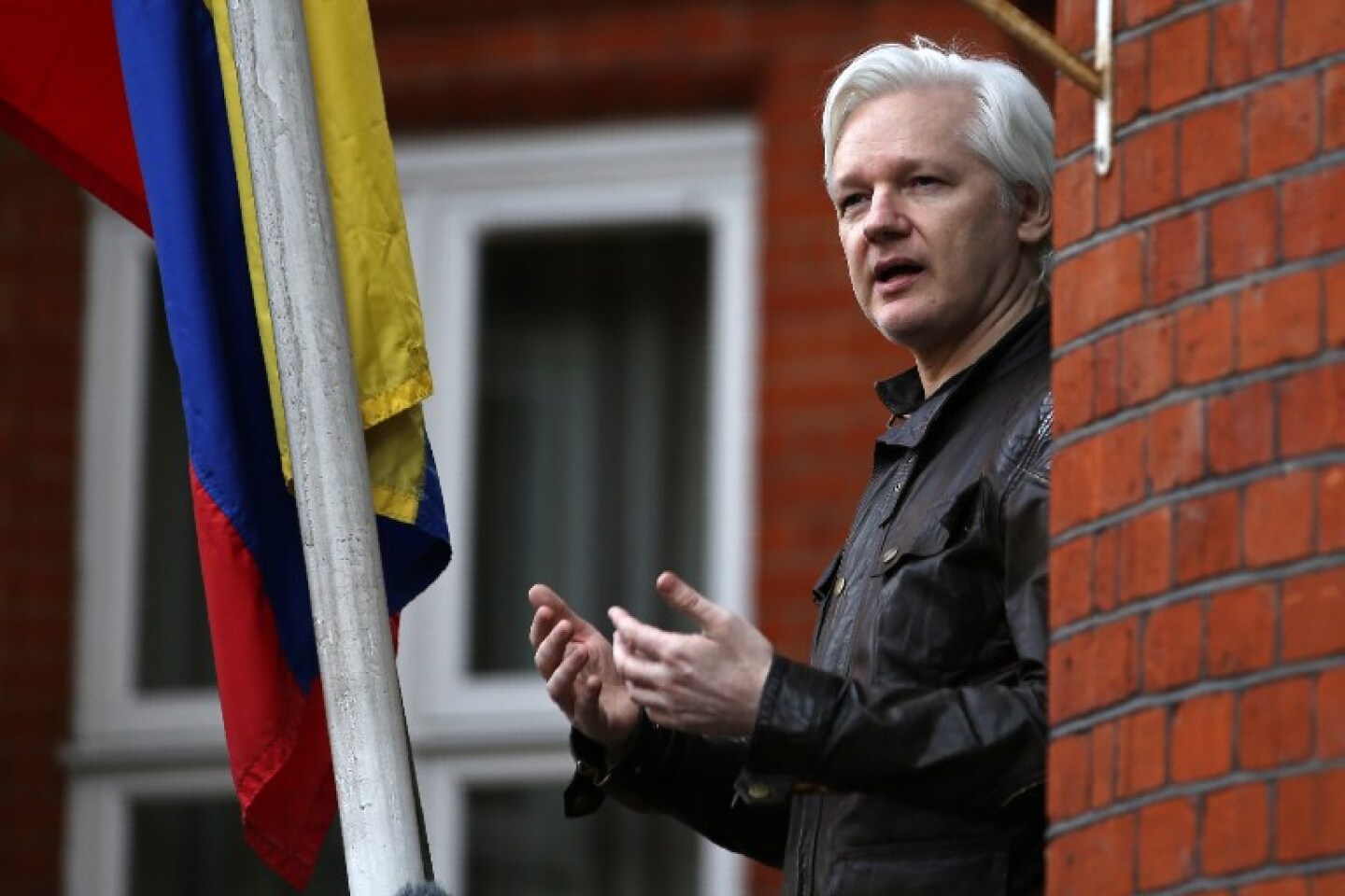 Julian Assange Carlos III