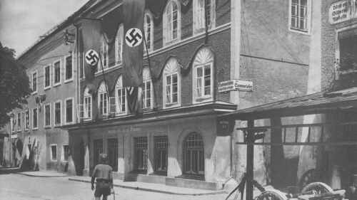 que paso con la casa de hitler