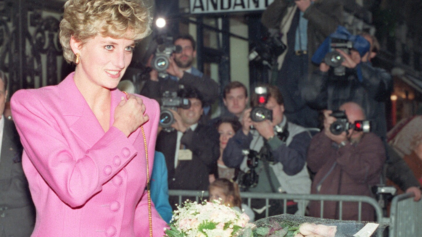 FILES-BRITAIN-MEDIA-ROYALS-DIANA