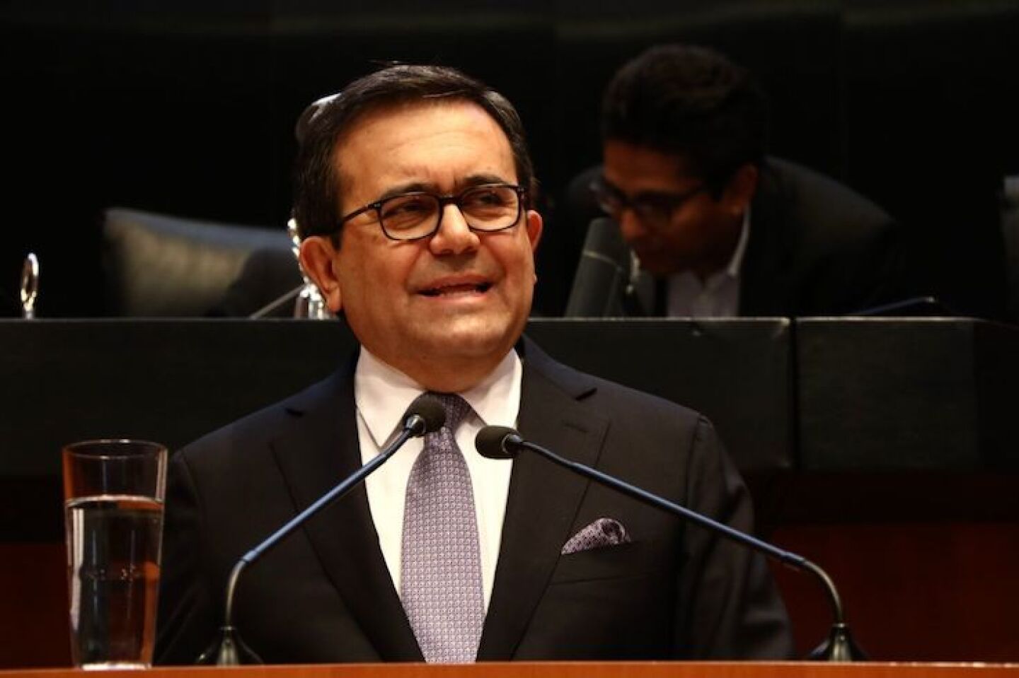 CIUDAD DE MÉXICO, 11OCTUBRE2018.- Ildefonso Guajardo, secretario de Economía del gobierno federal, compareció ante el Senado de la República como parte de la glosa del 6to Informe de Gobierno.FOTO: MISAEL VALTIERRA / CUARTOSCURO.COM