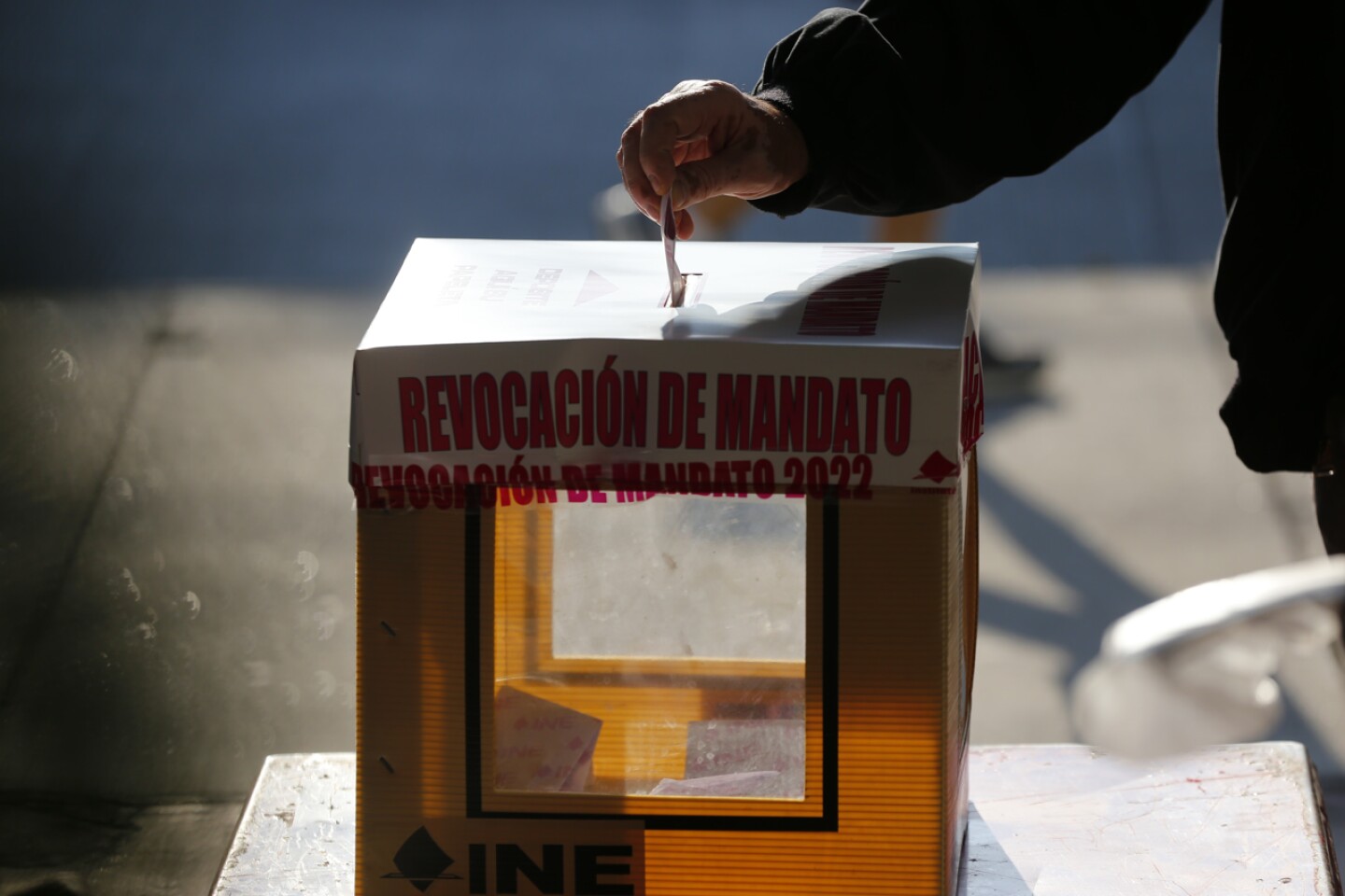 Comienza la votación para la consulta de revocación de López Obrador