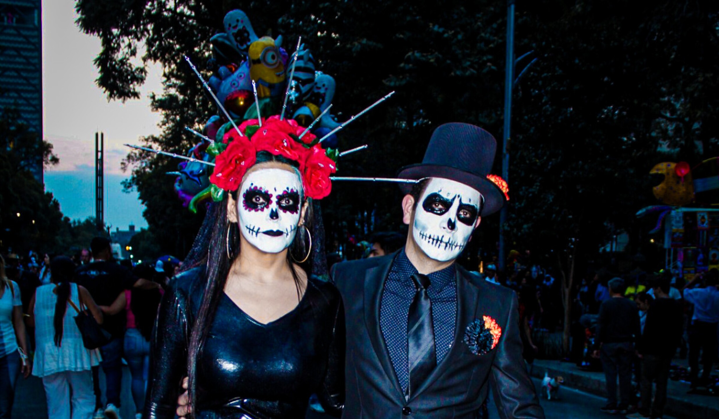 catrinas procesion 2.jpg