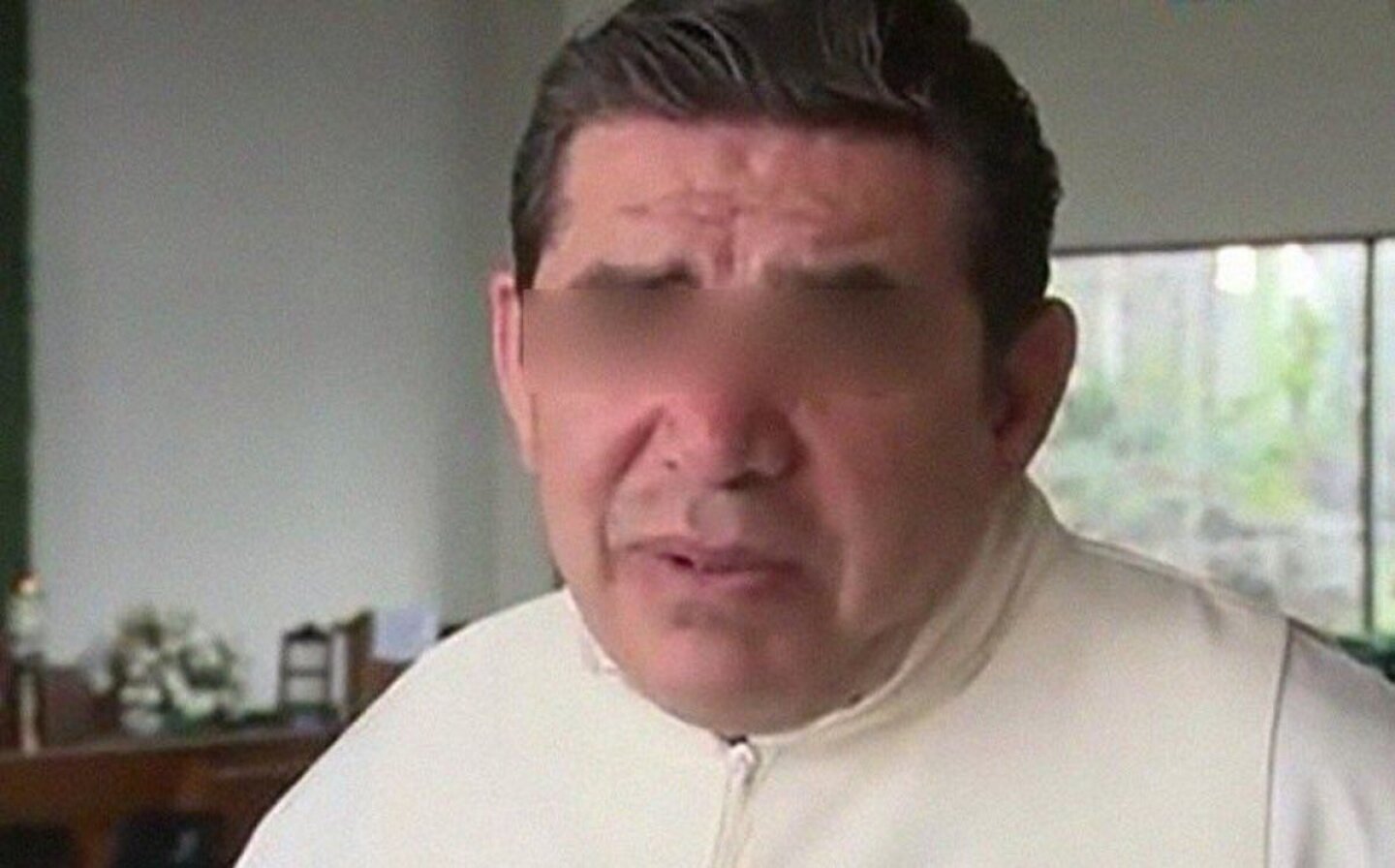 sacerdote_leonardo_avendaño