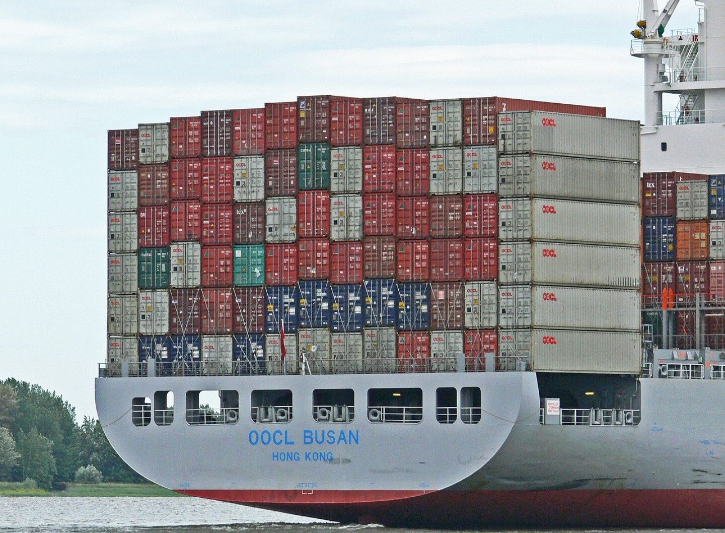container-2380546_1280