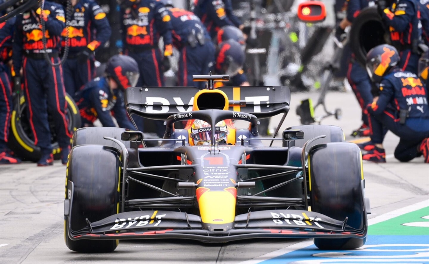 checo_perez_max_verstappen_gran_premio_hungria_