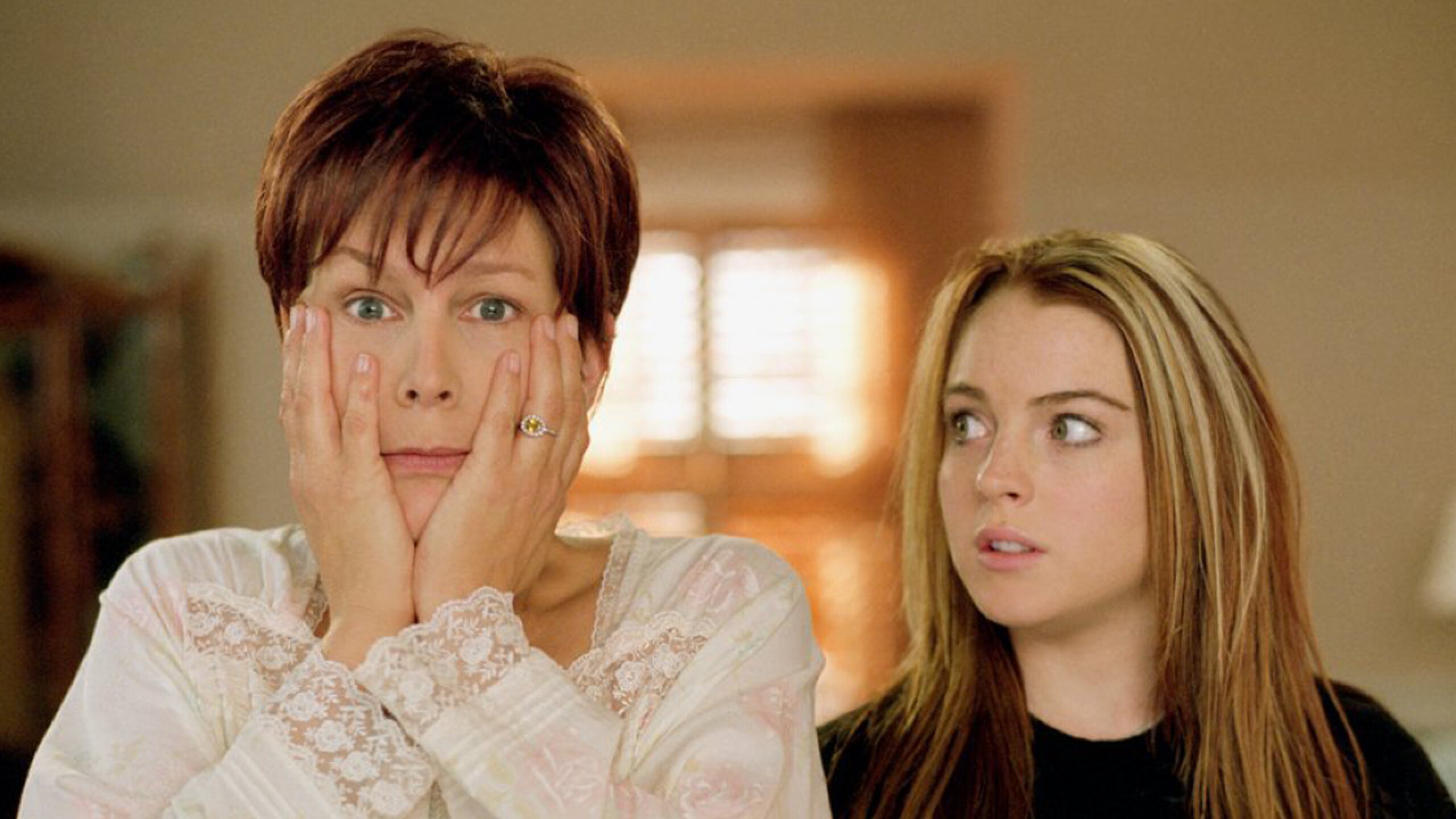 jamie-lee-curtis-lindsay-lohan