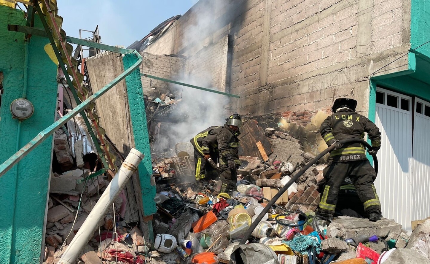 explosion-en-iztapalapa-tanque-derrumba-casa-en-la-juan-escutia