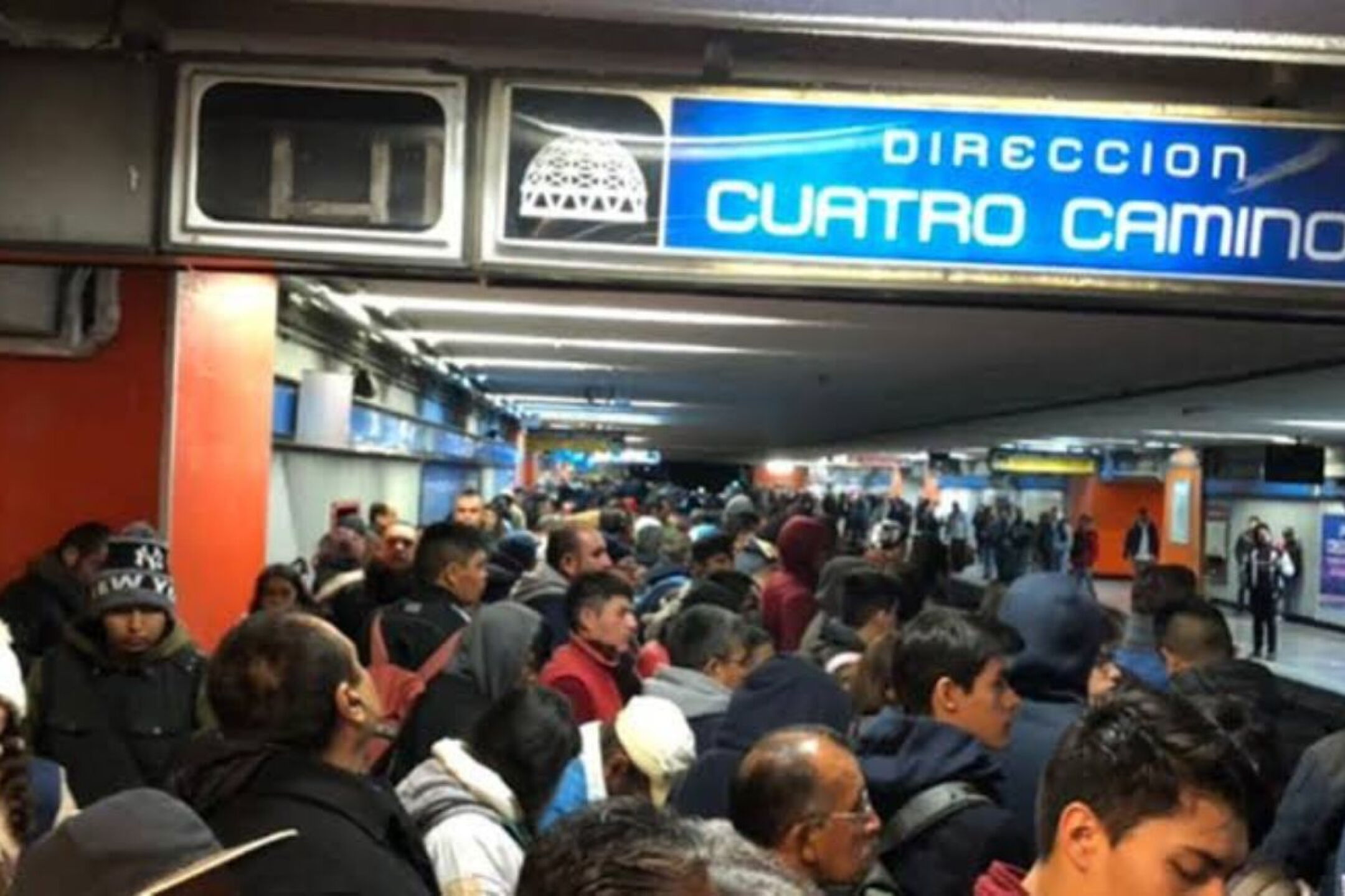 retrasos en el metro hoy viernes 14 de agosto