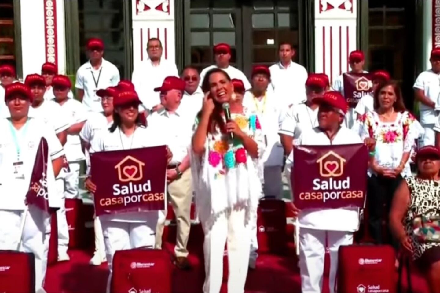 mara-lezama-impulsa-en-quintana-roo-el-programa-salud-casa-por-casa-para-adultos-mayores