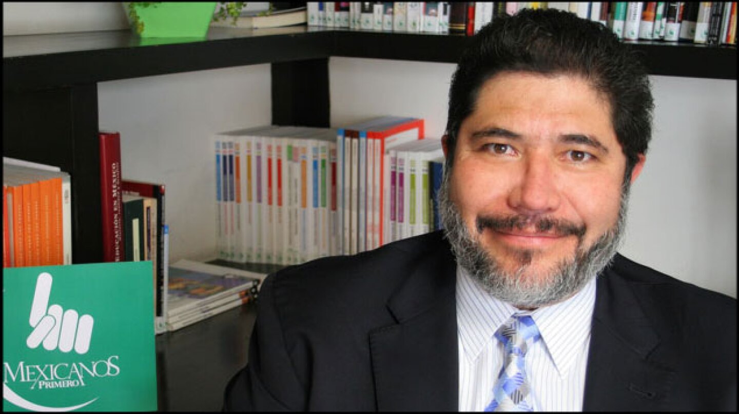 20150313_15_37_DavidCalderon_Mex1ro