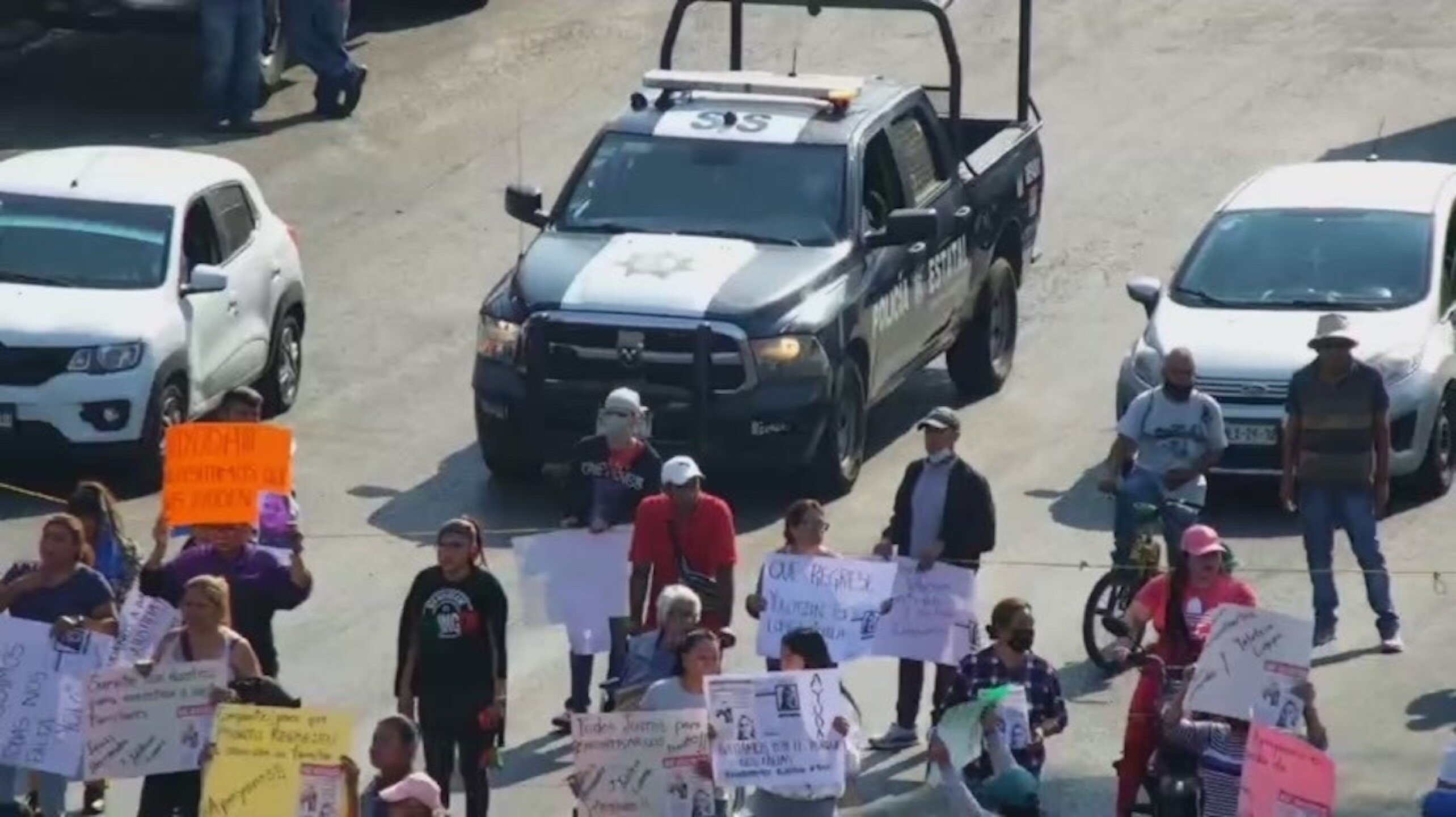 bloqueo-en-la-mexico-pachuca-cierran-por-joven-desaparecida