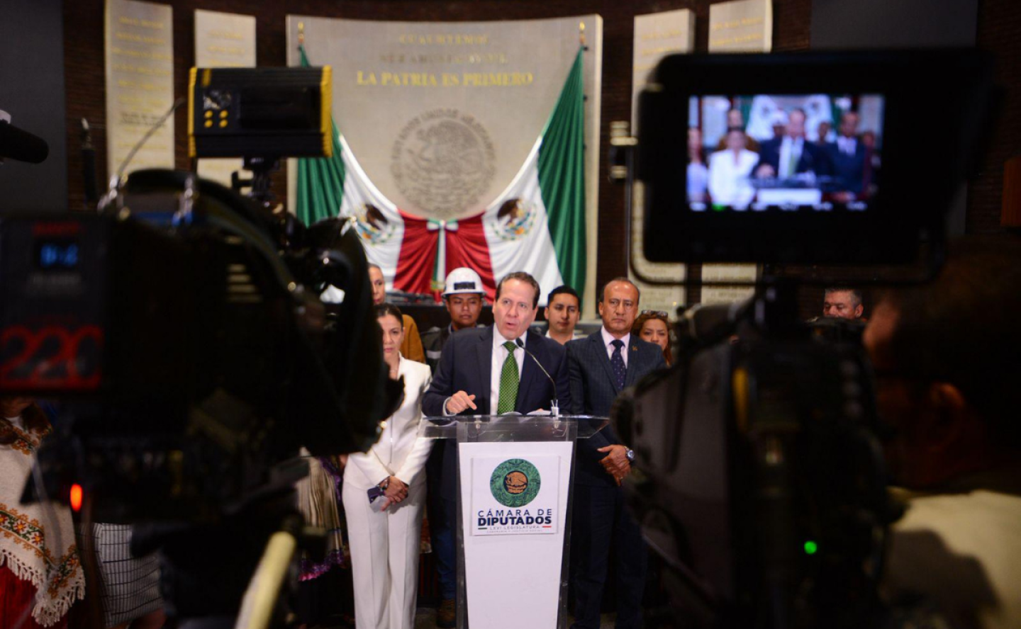 propone-el-diputado-eruviel-avila-regular-la-inteligencia-artificial-ia-con-enfoque-humanista.png